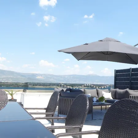 Rooftop アパート